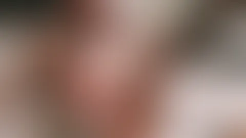 Er seift mir in der Wanne gerne die brüste ein