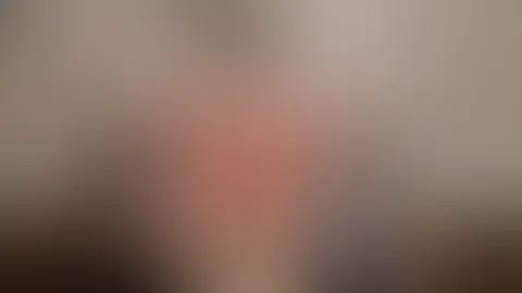 Du möchtest einen kurzen Ausschnitt aus meinen neuen Video sehen wie ich mir mit meinen Dildo auf dem Tisch f**ke đđđ Na dann klicke dich rein!