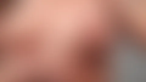 Ich liebe Öl auf meinen Boobs...viel Öl 😏