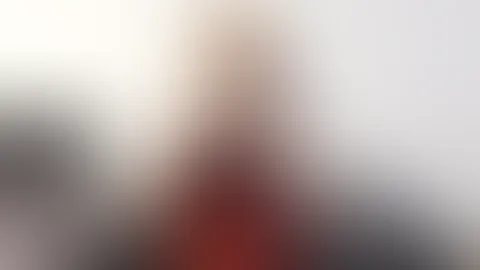 Wenn das die Familie erfährt! Ich w***se mich im DIRNDL!
