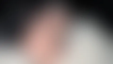 Was glaubst du, wozu ich so lange Fingernägel habe?