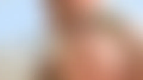 Die Sonne genießen, irgendwo auf einem Feld ;) und mir war einfach danach