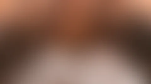 Sieh zu wie ich meine geilen Titten Knete!willst du live dabei sein dann schreib mir babe 🔥
