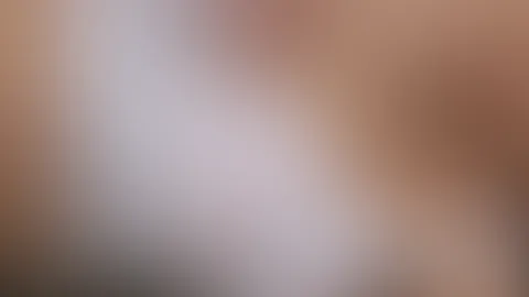In diesem heißen Set kannst du mir nicht widerstehen. Das ist nicht schlimm mein Süßer, denn ich bräuchte Hilfe beim Fummeln! 💦
