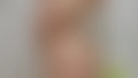 Keine 5 min alt....nicht erschrecken bin unmaskiert 🤭🥴