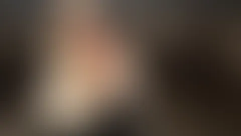 Kurzer Spiegelmoment im Aufzug… konnte nicht widerstehen 😏 Manchmal sind es genau diese spontanen Fotos, die am meisten Spaß machen. Ein bisschen Blick für euch – und vielleicht noch ein bisschen meh