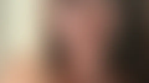 Guten Morgen! 🔥 Ich wünsche euch leuchtende, fröhliche und richtig heiße Wochenenden 😈☀️ Viel Sonne, Lachen und angenehme Momente… besonders die, von denen man Gänsehaut bekommt 💦