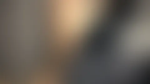 Wenn du von der Arbeit kommst, warte ich schon nackt und bereit für dich im Bett 😘