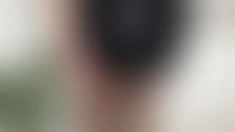 Sei ehrlich… wie oft wolltest du mir während des Videos meinen Rock hochziehen? 😏🔥👀