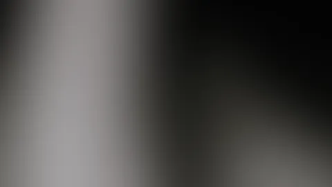 Der Tag ist vorbei… 🌙 Zeit, unter die Decke zu schlüpfen und den Kopf auszuschalten. Schlaf gut. 💋✨