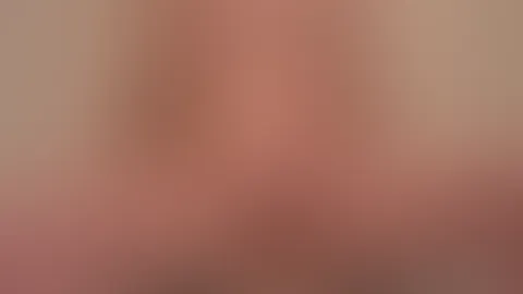 In der Badewanne mein Dildo kurz reiten