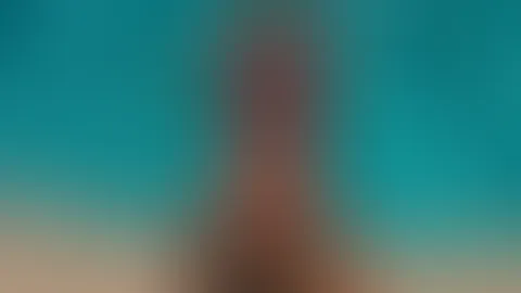 Wie gefällt dir diese aussicht? PS: Soll ich dir ein kleine geheimnis verraten? Ich stehe drauf, wenn du mein Hintertürchen bearbeitest! Magst du das auch ?