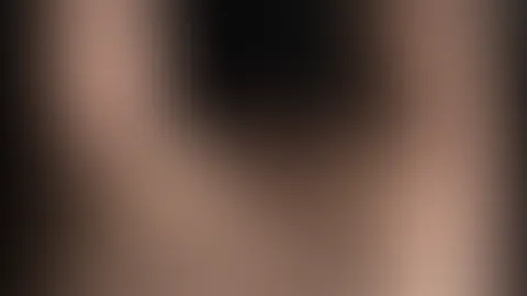 Gefesselt am Bett, was würdest du mit mir machen 😈 ich gehöre ganz dir 😘