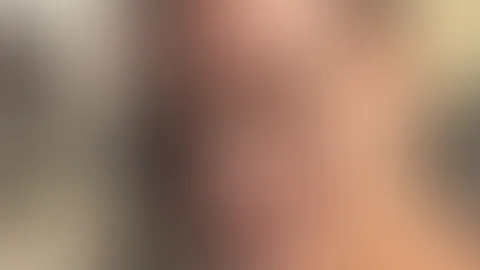 Es heißt ja, das schönste Make-up was eine Frau tragen kann ist ein Lächeln. 😊 Ich wünsche dir einen wunderschönen Abend! 😘