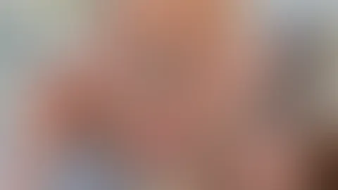 Wenn du sehen möchtest was sich hinter dem Kissen befindet😉 - Dann schau mal rein in meine spritzigen Cam-Shows💦 - Schau dir meine extrem geilen und versauten Videos an🎬😍 - Erlebe mich Live bei