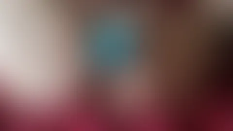 Genieße den Anblick, wenn ich mir was in den Hintern schiebe :P