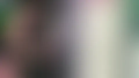 Gequält und abgemolken im Stehkäfig