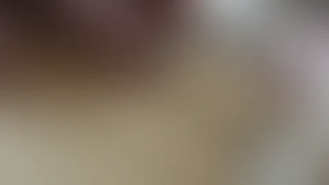 na, passt der Nagellack zu meinen Titten, ahmm ... zu meinem Hautton? 🤔😜