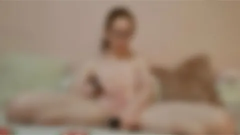 Domi play until orgasm