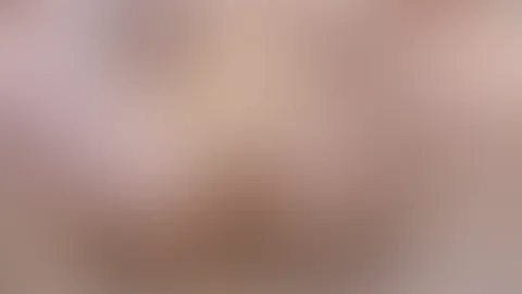 Dienstagmorgen… und ich hätte Lust, dir den Start in den Tag ganz schön zu versüßen. Ganz nah an deinem Ohr würde ich dir erst ein paar gemeine, süße Dinge zuflüstern… nur damit du den ganzen Vormitta