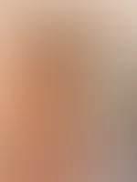 Hey na ❤️, ich wünsche euch einen wunderschönen Tag 😘 Das letzte Video kam bei euch ja schon richtig geil an. 😏💦 Also wer auf feuchte Action steht, mit viel squirting, sollte es wieder mal nicht v