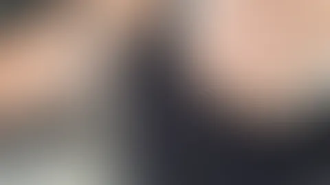 Ab jetzt nur noch Trecker fahren mit Sport BH 😂