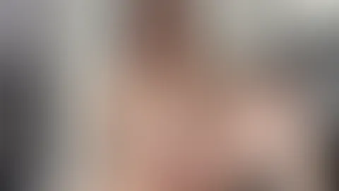 Wer braucht schon Fußball, wenn hier die besseren Kurven zu sehen sind? 👀