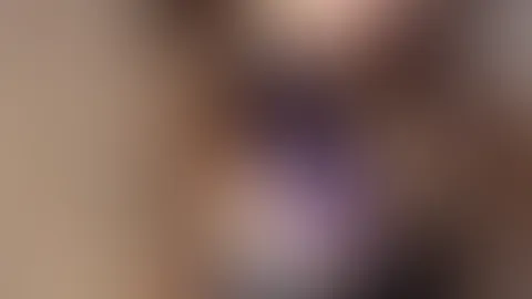 Springe schnell unter die Dusche. Hast du nicht Lust mitzukommen?