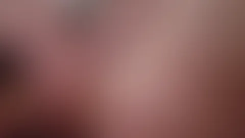 Ich habe mich richtig geil beim Fisten aufgenommen, erst habe ich mir eine fetten Dildo in mein Arschloch gesteckt und mich damit richtig schön gef**kt, natürlich darf das Arschloch denen nicht fehlen