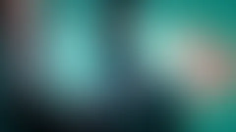 Heißer Fummel an und es mir selbst besorgen, während du vor mir kniest, vor Lust zerfließt. Aber du darfst nur gucken!! Steh ich voll drauf!! 🔥