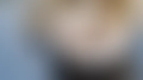 😈