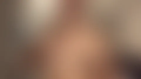 Steifer könnten meine Nippel nicht mehr werden, der Eiswürfel gleitet schön über meine boobies