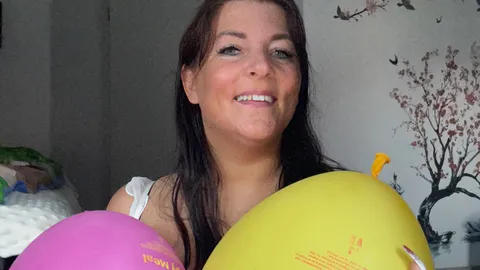 Ballooning Lust – meine Brüste spielen mit prallen Ballons