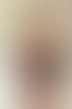 Hallo ihr Lieben, modisch hab ich wieder den perfekten Stil gefunden. String Tanga und eine heruntergezogene und geöffnete Zipper Jacke🤭. Also ich finde es geil😘