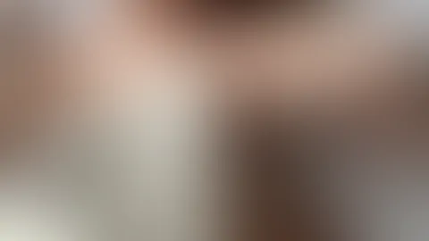 Kommst du zu mir ins Bett? Du darfst auch die Decke entfernen ☺️