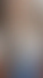 Ich mach mich gerade fertig für ein Mittagessen mit Freunden, muss mir noch meine Haare bändigen😜 Wohin würdest Du mich beim ersten Date ausführen?💋