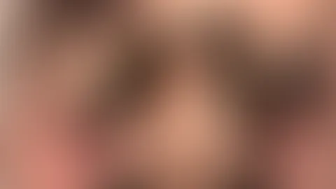 Eingeölte Teen Kurven💦 … Heute kommt ein Liebhaber Mix online🤯🔥😏