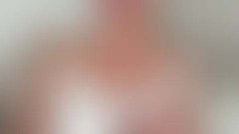 Bist du in deinem Kopf etwa schon weiter als nur Titten kneten?😏