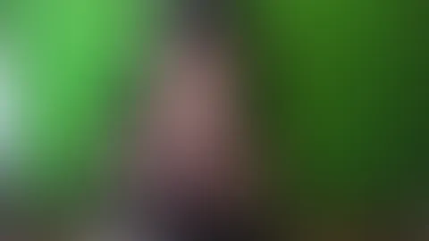 Police Bitch besorgt es sich knüppel hart