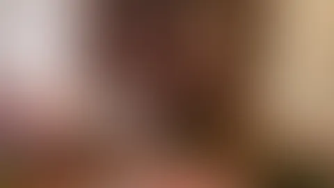 …er ist zu groß 🙈🤤🔥 S******e, die (fast) zu groß für mein kleines Maul sind, lass ich mir übrigens am liebsten in mein Gesicht peitschen 😇