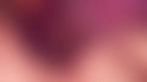 Ich kann nicht anders ich bin einfach zu geiö gerade auf einen dicken harten s*****z. Da musste mein lila dildo wieder herhalten und meine kleine enge p***y richtig f**ken das sie tropft.  Ich denke d