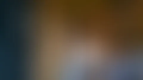 Beim Gloryhole geil den S*****z abgeblasen!