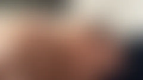 Guten Morgen und einen schönen Sonntag wünsche ich miteinander. Weil wir immer Tag der Herrinnen ist, dachte ich, ich zeige mich großzügig und stelle hier exklusiv für euch diesen kurzen Clip in den F