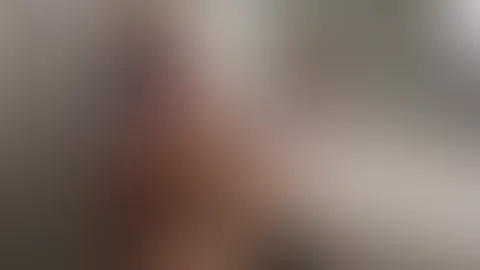 Das Bein ist schon Hoch 😈 Jetzt musst du nur noch von hinten kommen. 🍆