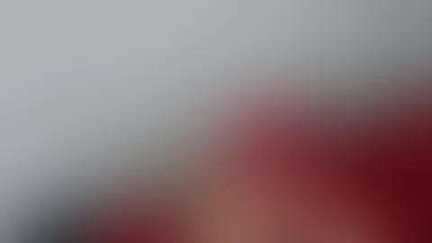 VOLLE Ladung in mein F**KMAUL und auf mein Gesicht g******t. GEIL
