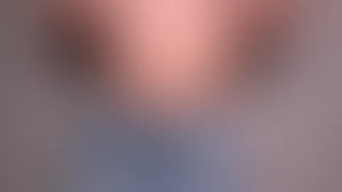 Schwupps da sind die Klamotten irgendwie verrutscht und ich fang an mich anzufassen, wie kann sowas nur passieren 👀?