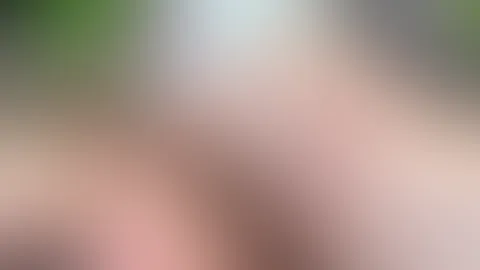 🔥 Flirty  Ich genieße die Sonne… aber vielleicht fehlt da noch jemand, der mir Gesellschaft leistet. 😉☀️  Heute teile ich einen kleinen Einblick in meinen entspannten Nachmittag. Der Rest? Den gibt’