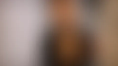 Shooting eskaliert - Latexbitch vollgesaut!