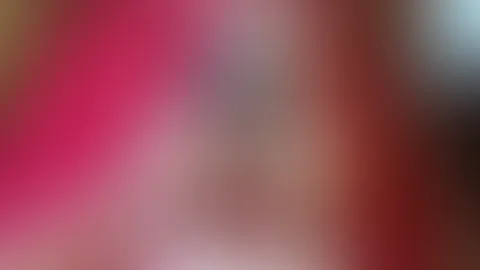 Geiles Kätzchen kriegt einen Orgasmus!