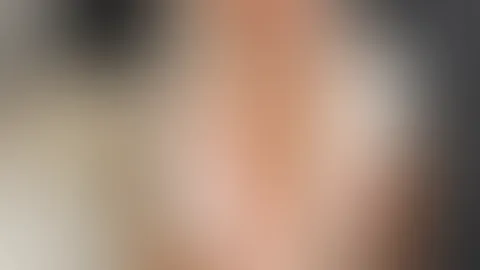 Ist jemand da für mich ? Muss ich jetzt zu dir nachhause kommen um dich zu verarzten?